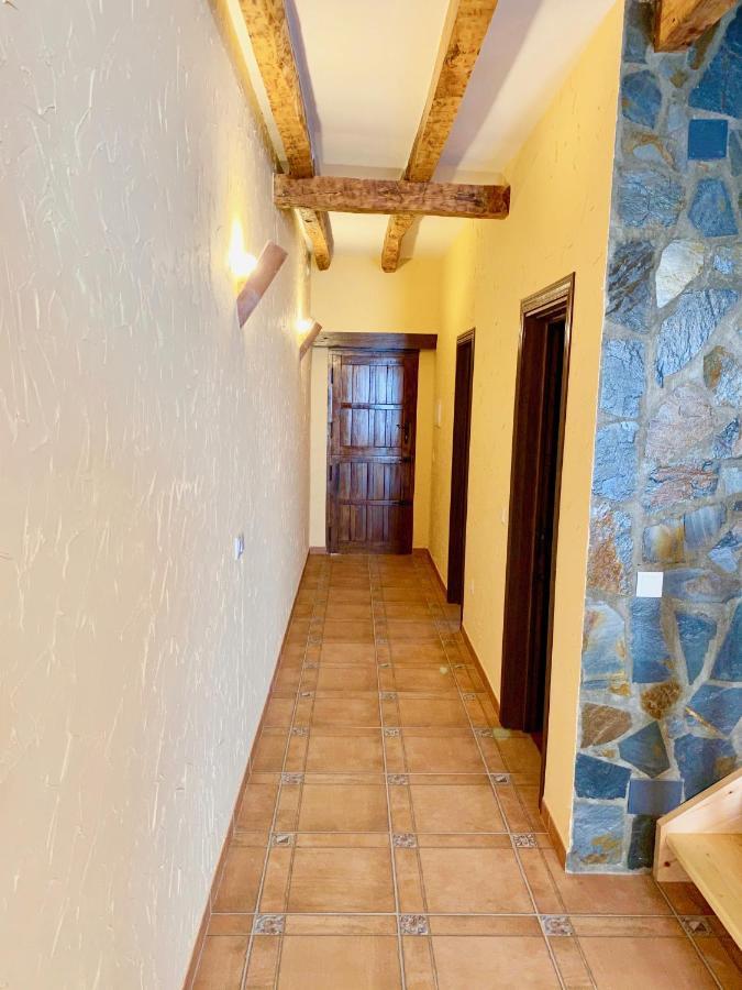 La Parada de Jimena-Casa rústica rodeada de bodegas en Rueda Exterior foto
