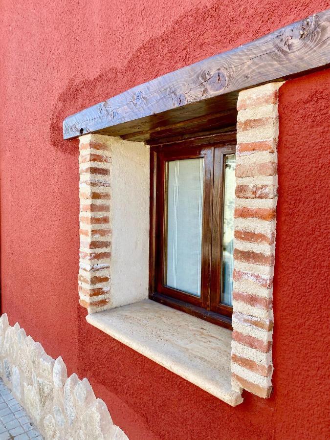La Parada de Jimena-Casa rústica rodeada de bodegas en Rueda Exterior foto